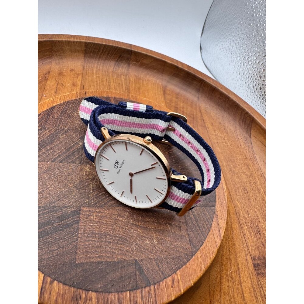 Daniel Wellington Classic Southampton Watch Navy Blue & White Striped Band - Picture 2 of 5
